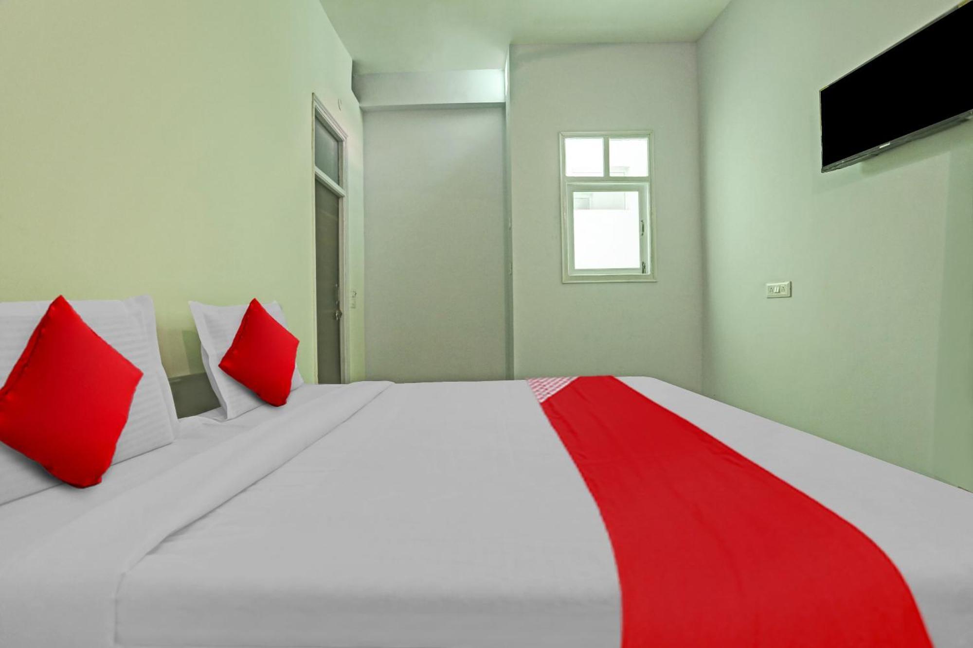 Hotel O Arya Residency غورغاون المظهر الخارجي الصورة